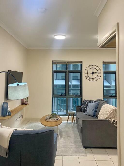 Morgan Place - Central Melbourne Cbd Apartment On Flinders Lane Late Check-Out, Complimentary Welcome Hamper Bagian luar foto