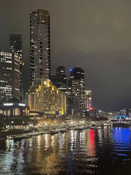 Morgan Place - Central Melbourne Cbd Apartment On Flinders Lane Late Check-Out, Complimentary Welcome Hamper Bagian luar foto