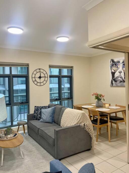 Morgan Place - Central Melbourne Cbd Apartment On Flinders Lane Late Check-Out, Complimentary Welcome Hamper Bagian luar foto